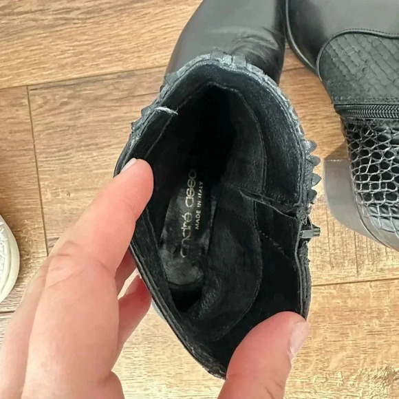 Andre Assous Miranda Black Snake Leather Block Heel Bootie 7 - Picture 6 of 6